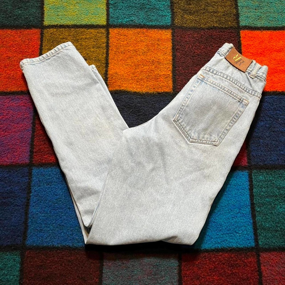 Vintage 90s High Waisted Light Wash Mom Jeans